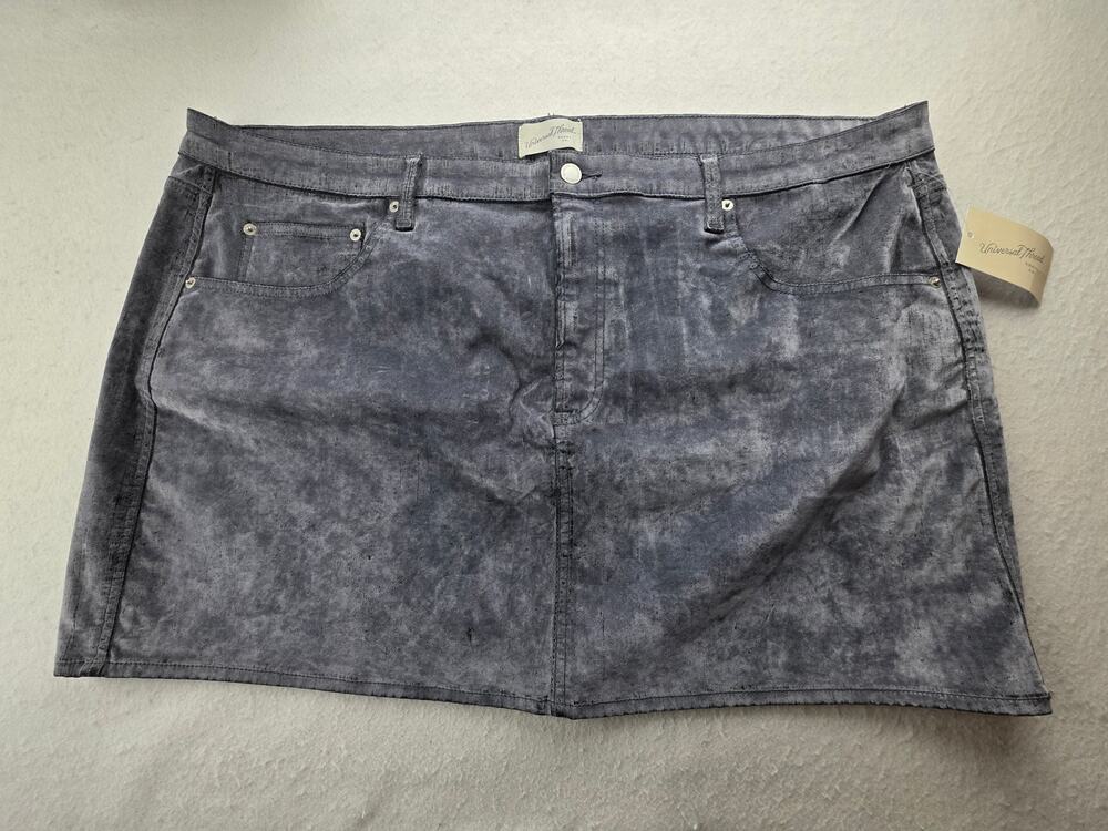 Universal Thread Denim Mini Skirt Size 22 NWT